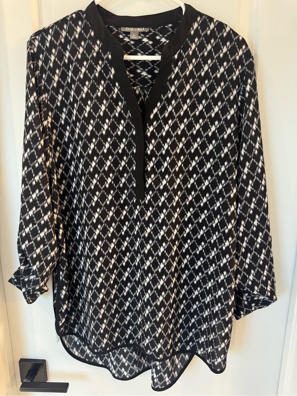 Black & White Diamond-Print Tunic